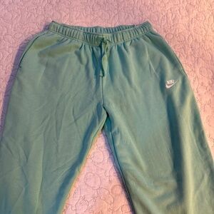 Women’s Nike soft sweatpants